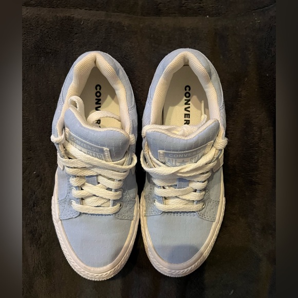 Converse All-Star Youth Powder Blue &White Classic Sneakers Size 13. LIKE NEW - Picture 3 of 8